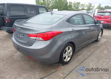 2013 Hyundai Elantra Gls z USA, uszkodzony, nr VIN 5NPDH4AE1DH271797